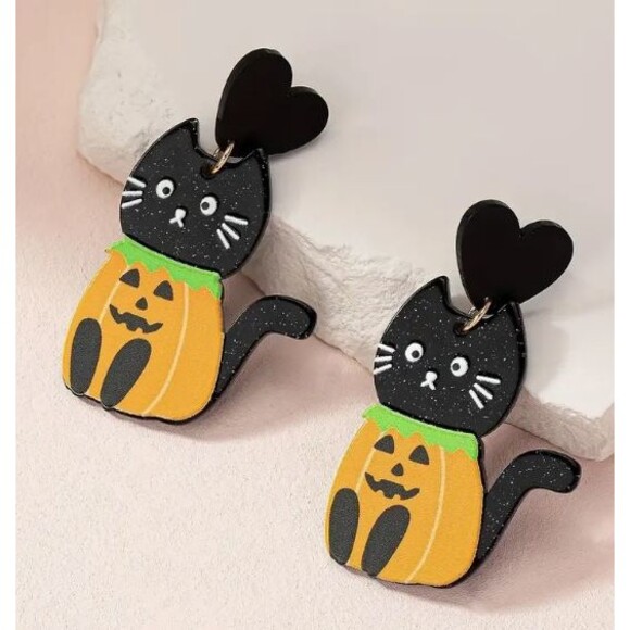 Halloween Earrings Cat in Pumpkin Acrylic with alloy posts NEW - Picture 1 of 3